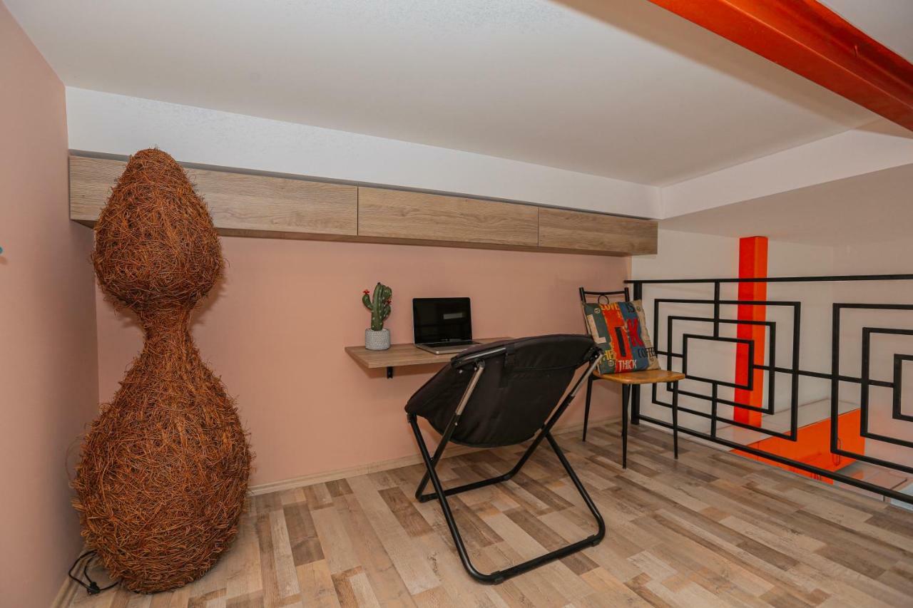 Black See Apartment Kobuleti Bagian luar foto