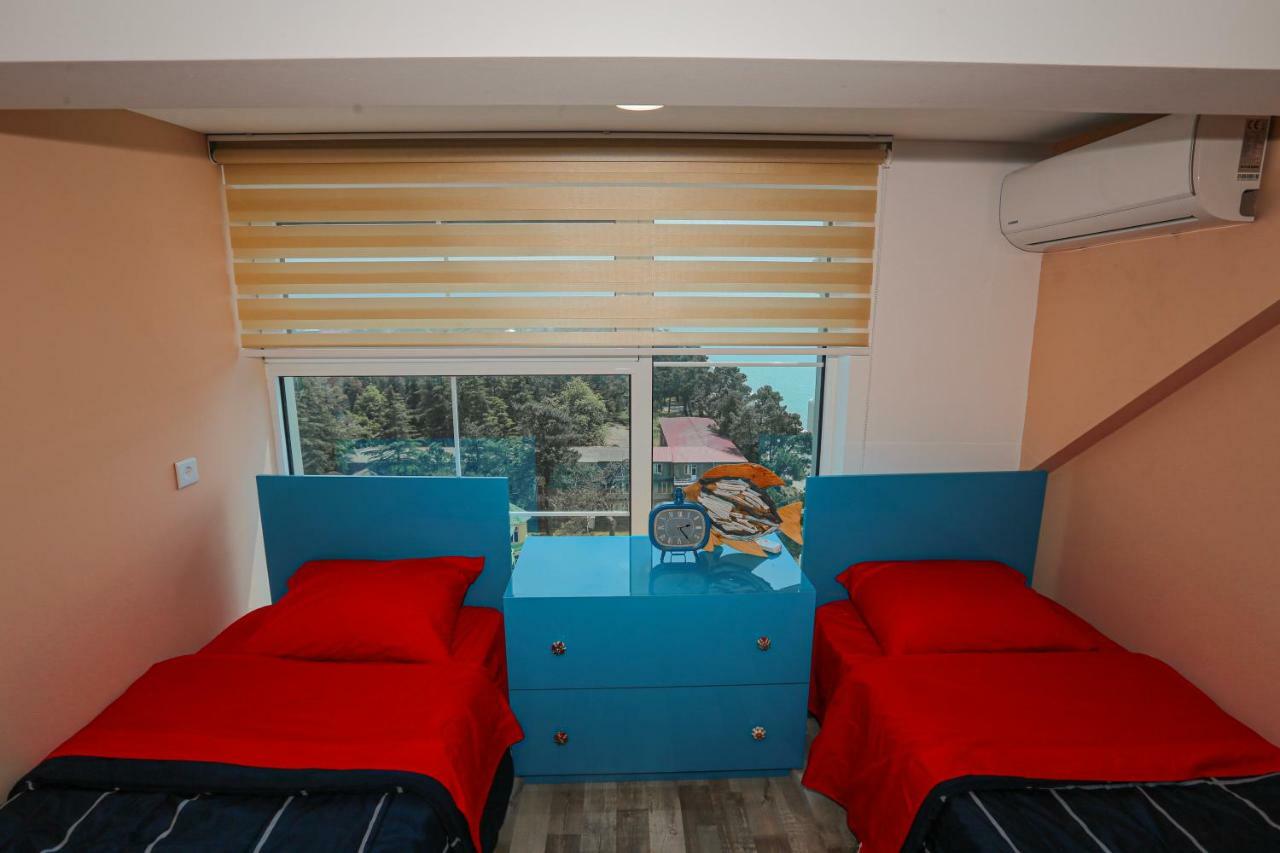 Black See Apartment Kobuleti Bagian luar foto
