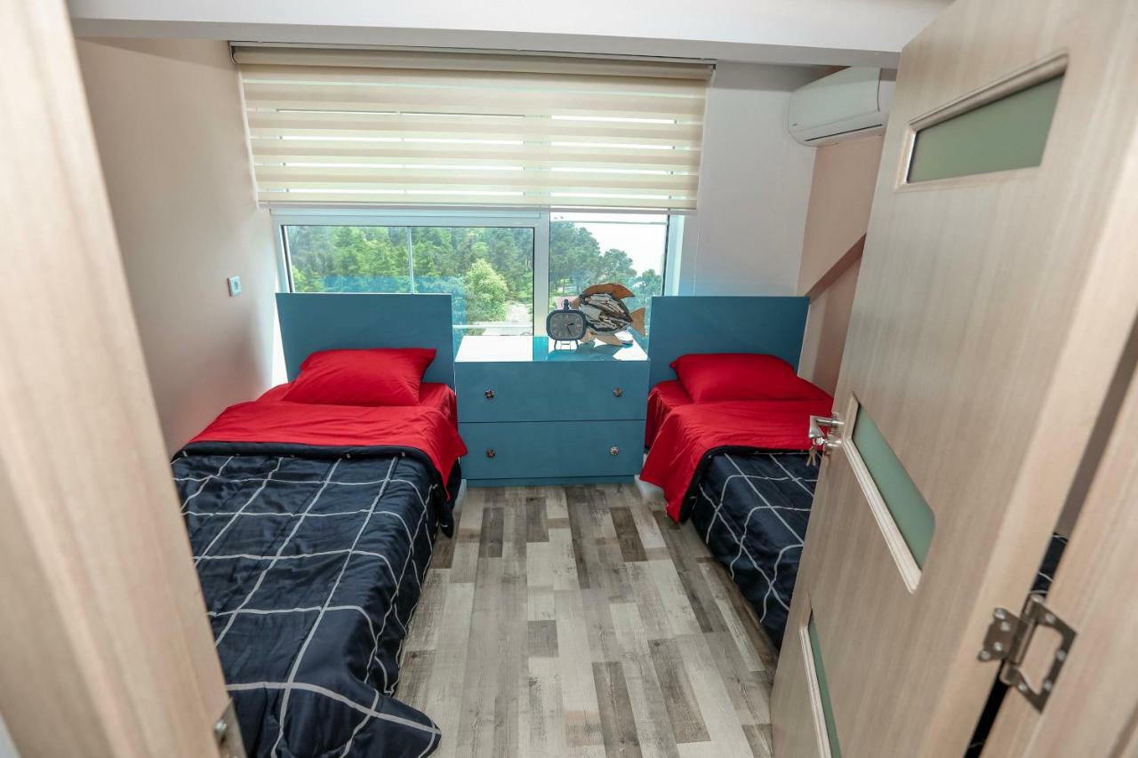 Black See Apartment Kobuleti Bagian luar foto